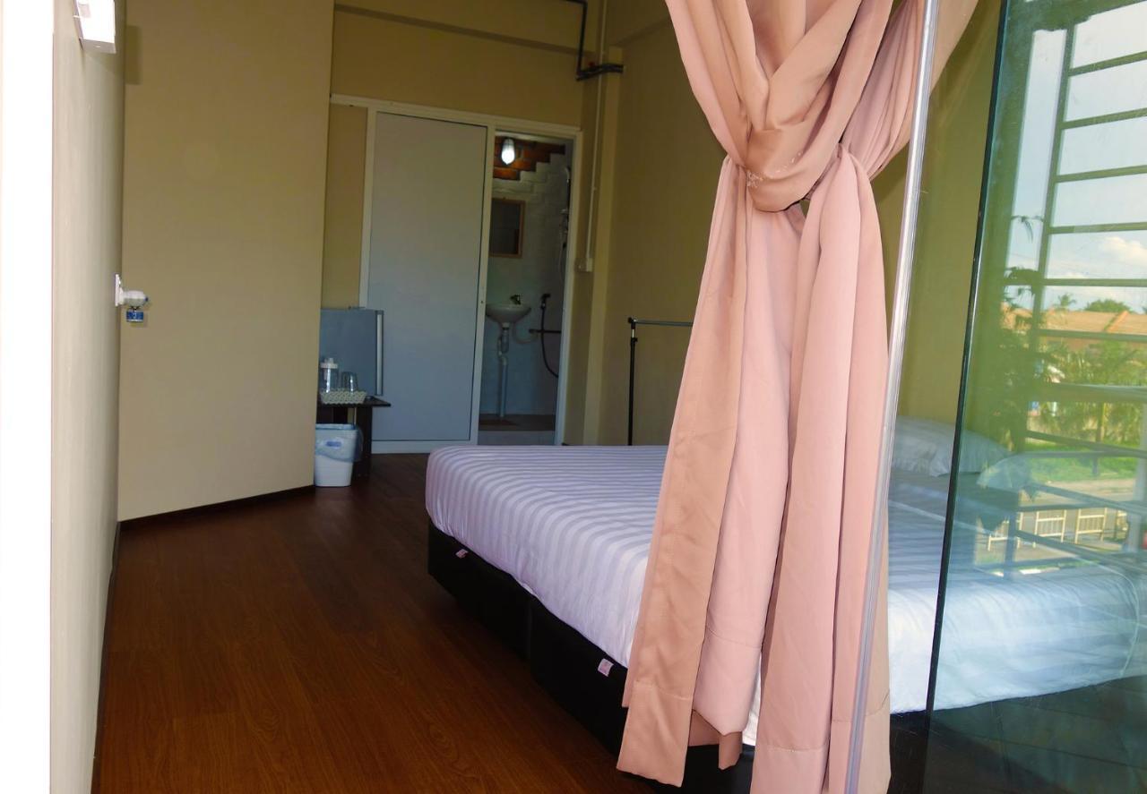Ae Semporna Guesthouse 极潜旅店 מראה חיצוני תמונה